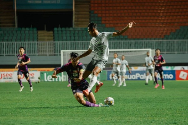 3 Laga Kebobolan 9 Gol, Lini Pertahanan Bali United Dikritik