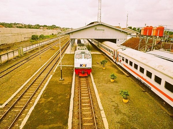 14 Daftar Stasiun Bandung Paling Ikonik yang Lengkap dengan Alamat