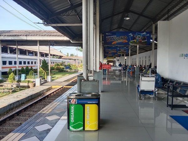 14 Daftar Stasiun Bandung Paling Ikonik yang Lengkap dengan Alamat