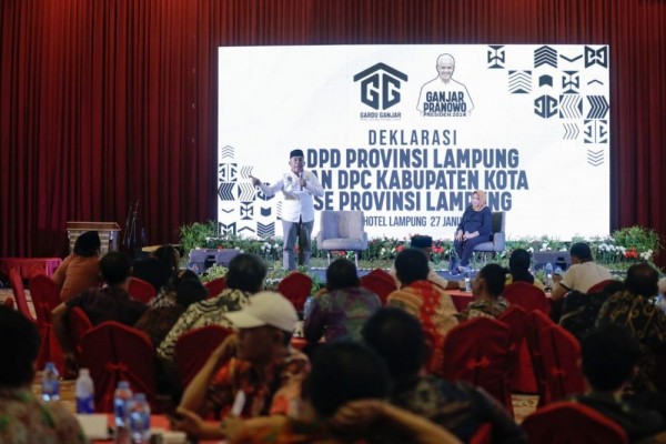 Dikukuhkan! Tim 7 Gardu Ganjar Lampung Siap Sosialisasi Ganjar Pranowo
