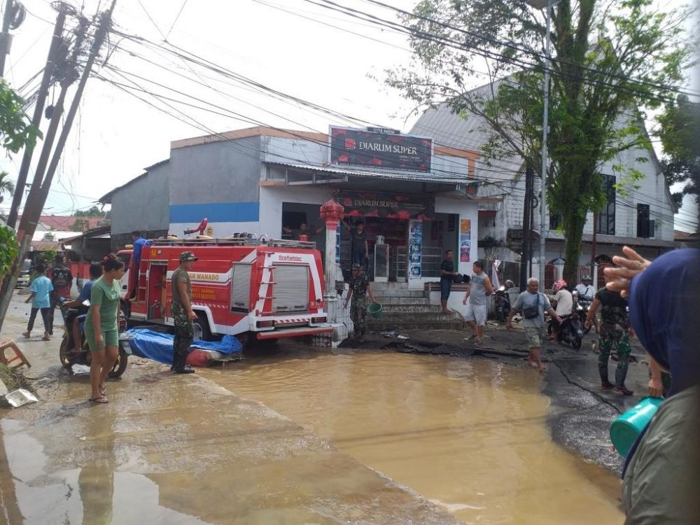 Korban Bencana di Manado Keluhkan Distribusi Bantuan Tidak Merata