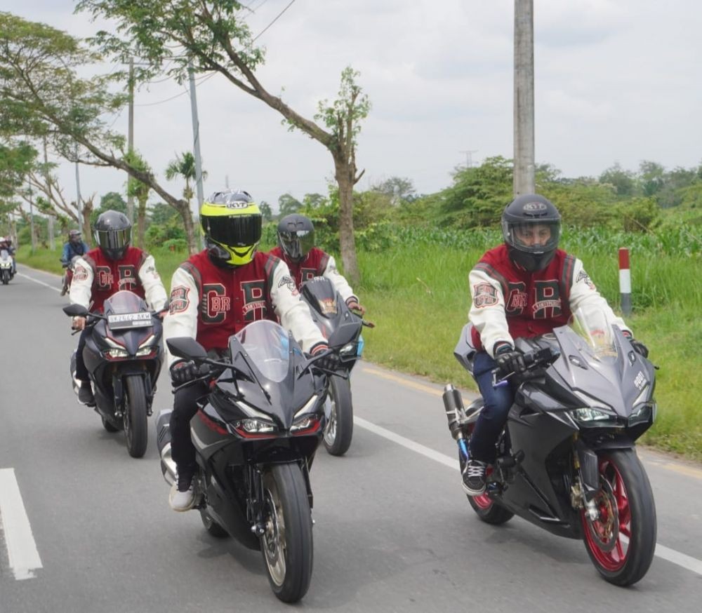 Sunmori, Rider CBR dan RTR Medan Tebar Inspirasi Berbuat Kebaikan