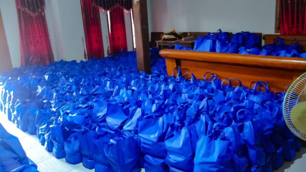Peduli Warga Terdampak Banjir, BRI Bagi 2.000 Paket Sembako di Grobogan dan Pati