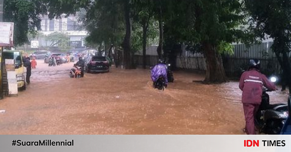 Jakarta Diguyur Hujan Deras, Beberapa Ruas Jalan Terendam