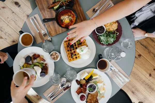 15 Promo Makanan Valentine dan Februari 2023, Bisa Makan Hemat Berdua