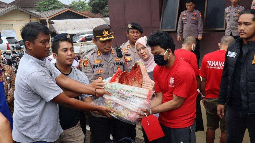 Siapa Elisa, Mahasiswi yang Dibunuh Mantannya di Pandeglang