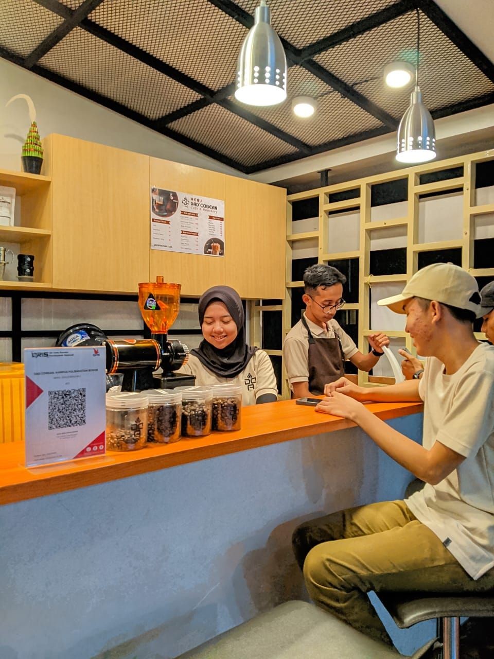 Pemilik Kafe Ini Inovasi Kembangkan Kopi Indonesia