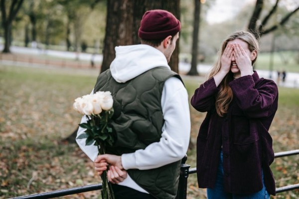 https://cdn.idntimes.com/content-images/post/20230213/pexels-katerina-holmes-5910935-f0b0149598ca5eabb60d84ecbaa59489_200x200.jpg