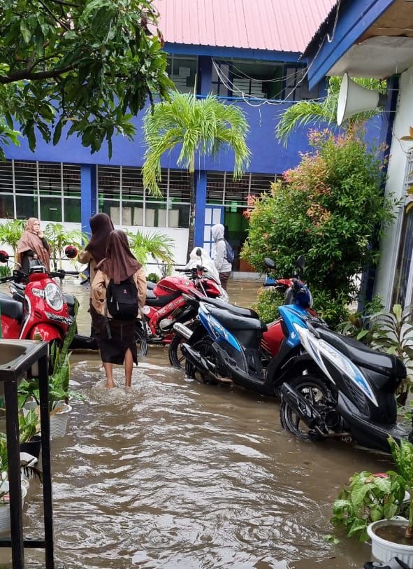 Sekolah di Makassar Kembali Tatap Muka usai Cuaca Ekstrem Reda