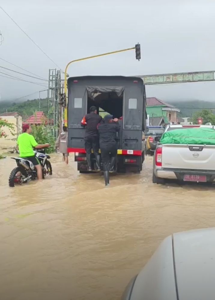 18.856 Warga NTB Terdampak Banjir Bandang di Tiga Kabupaten 