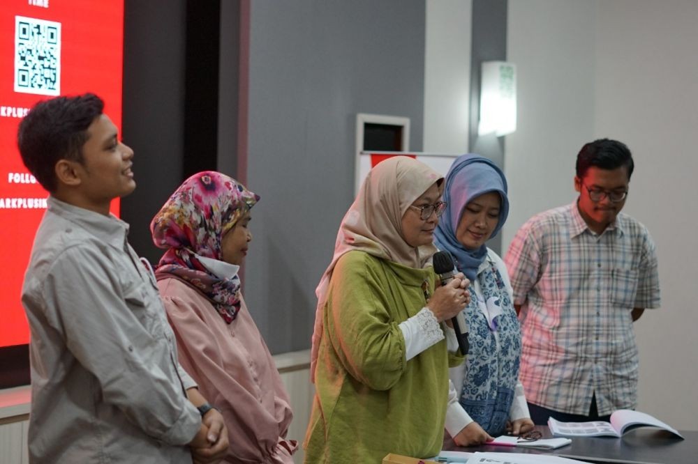 Tingkatkan Daya Saing Lokal Bandung,
UNIQLO Beri Pelatihan Pelaku UKM