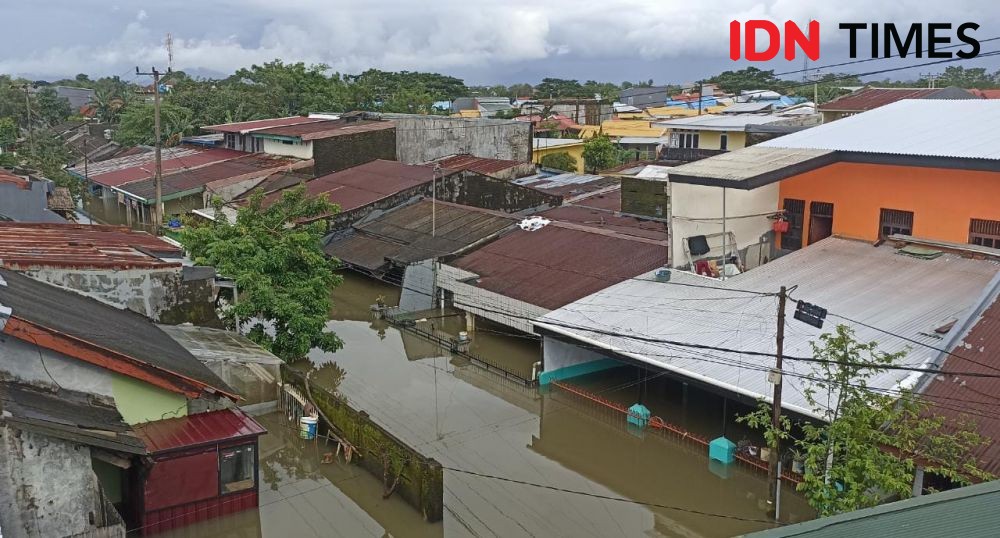 4 Kecamatan di Makassar Masih Terendam Banjir, Warga Terus Dievakuasi