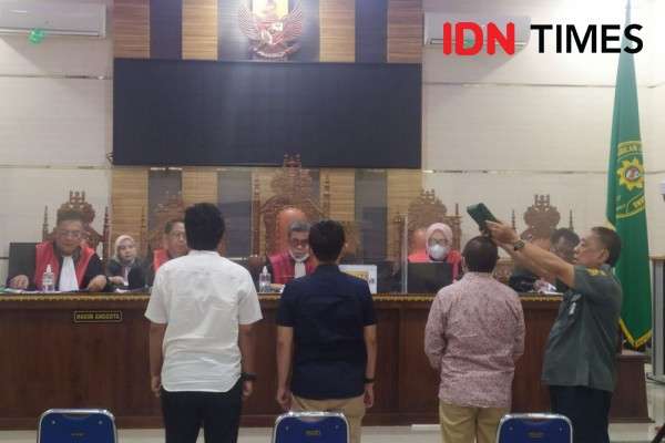 Hadiri Undangan MA, Majelis Tunda Sidang Suap Karomani Cs