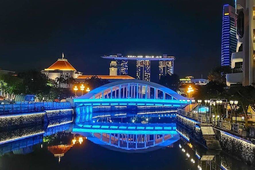 Jembatan Cantik Di Singapore River, Asyik Buat Refreshing