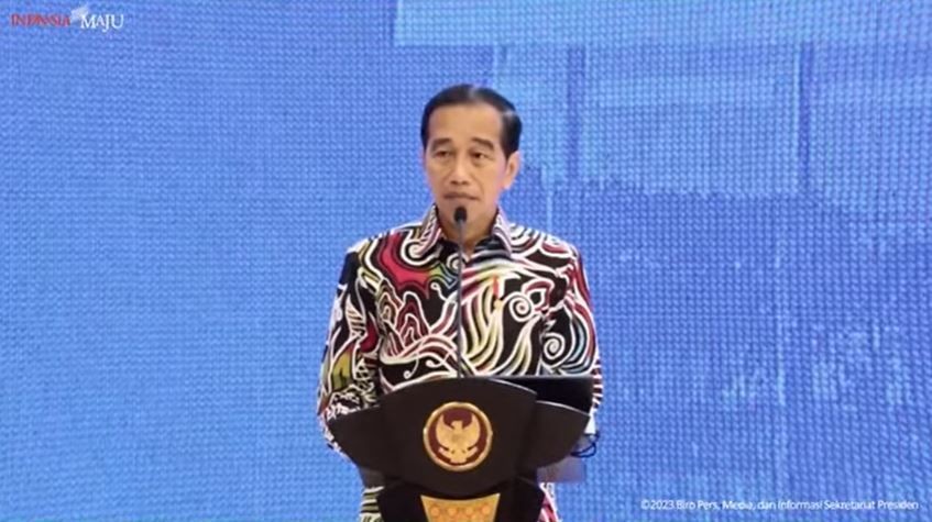 Jokowi Sindir Penerbitan Izin Investasi  yang Bisa selama 260 Hari 