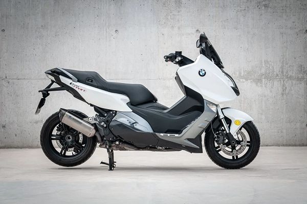 bmw matic 1000cc