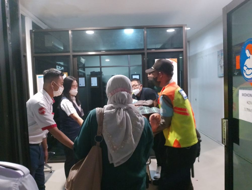 Seorang Penumpang Kereta Api Melahirkan di Stasiun Yogyakarta