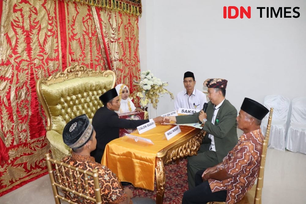 Cerita Pasutri di Lampung Tengah, Nikah Dihadiri Men-PAN RB dan Bupati