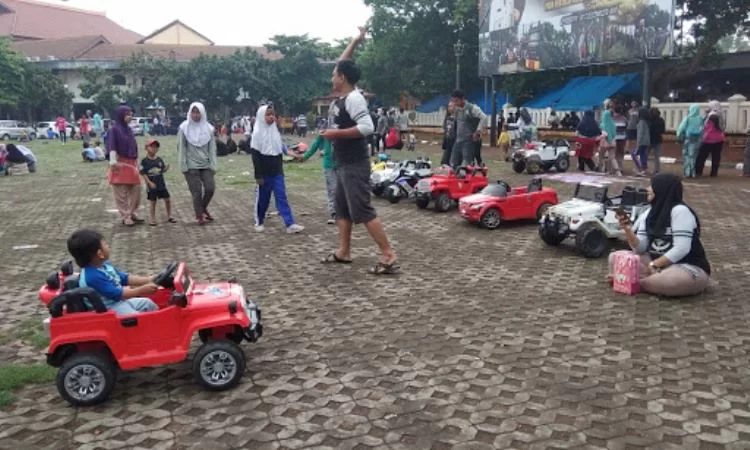 Serba-serbi Alun-Alun di Cirebon, Pahami Dulu Sebelum Berkunjung!