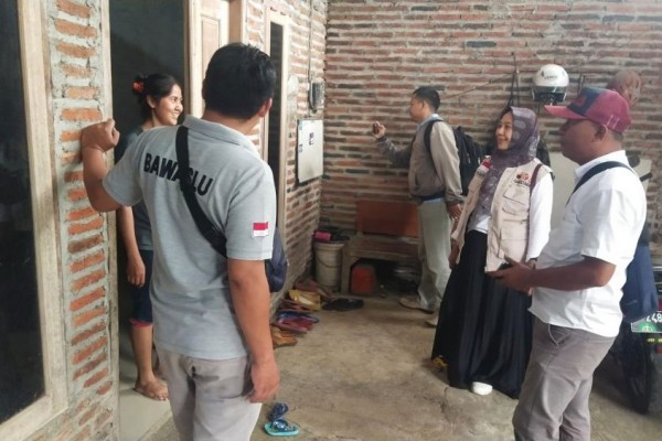 117.185 Pantarlih Bertugas di Jateng, Sering Terjang Banjir dan Ketemu Jegokan Anjing
