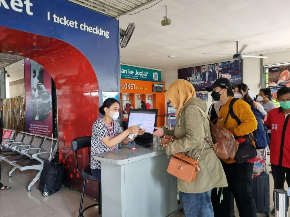 Ratusan Ribu Tiket KA di Daop 6 pada Momen Nataru Terjual