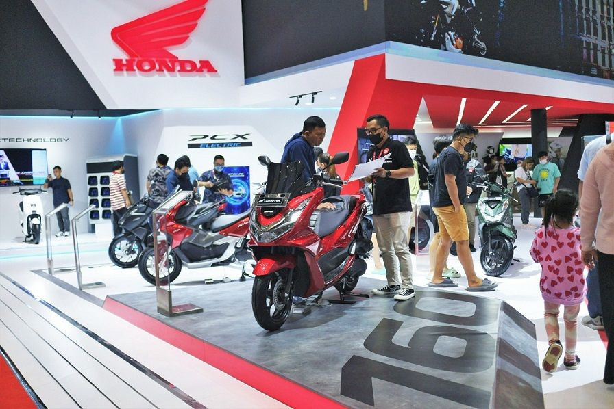 Skutik Honda 160cc Laris Manis di IIMS, Terjual 421 Unit