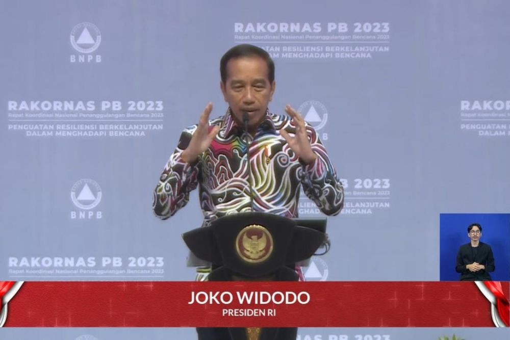 Jokowi Geram Bantuan Bencana Cuma Diam Di Posko