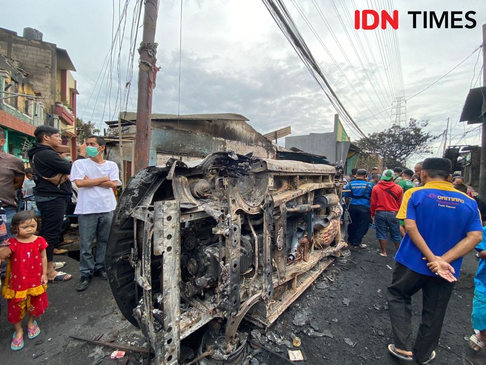 10 Potret Suasana Kebakaran Pertamina Plumpang, Habis Dilala