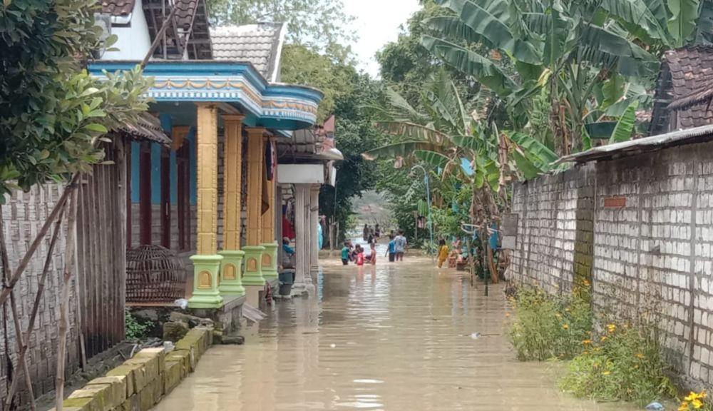 Bengawan Solo Siaga, Ratusan Rumah di Lamongan Kebanjiran