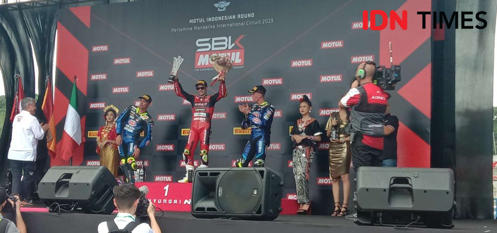 Sempat Crash, Alvaro Bautista Juara Race 2 WSBK Mandalika