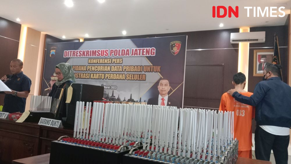 Jual Ribuan Kartu Perdana Palsu, Pemilik Konter Ditangkap