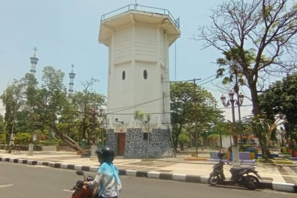 Sejarah Toren Air Lamongan