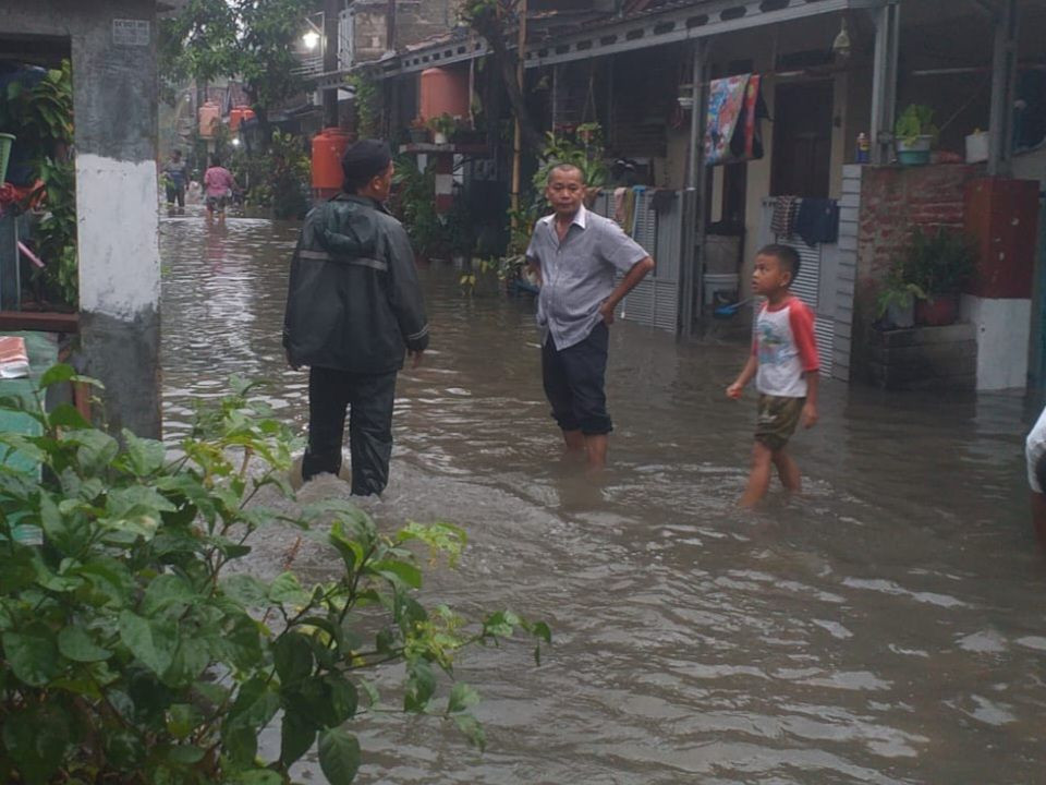 Hujan Semalaman, Sejumlah Wilayah di Tangerang Terendam Banjir
