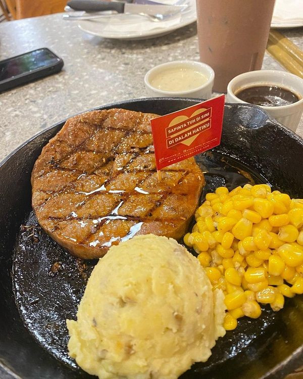 5 Restoran Steak Plant Based Di Jakarta 