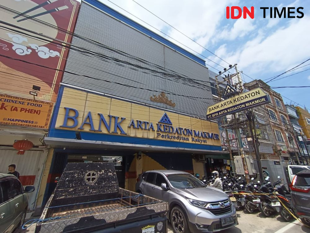 Detik-detik Perampokan Bank Arta Kedaton, Pelaku Gagal Ambil Uang 