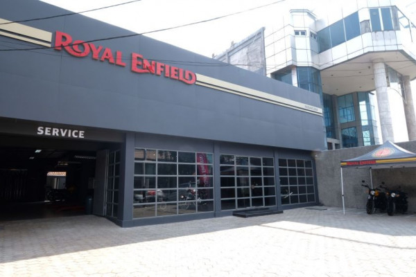 Royal Enfield Indonesia Resmikan Dealer Baru di Surabaya