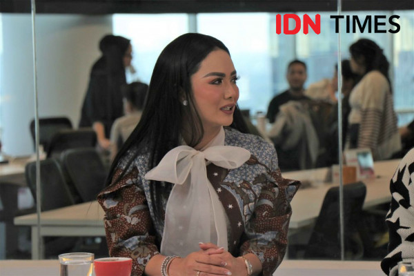 7 Caleg Top PDIP Gigit Jari Tak Bisa Kembali ke DPR, Ada Kris Dayanti