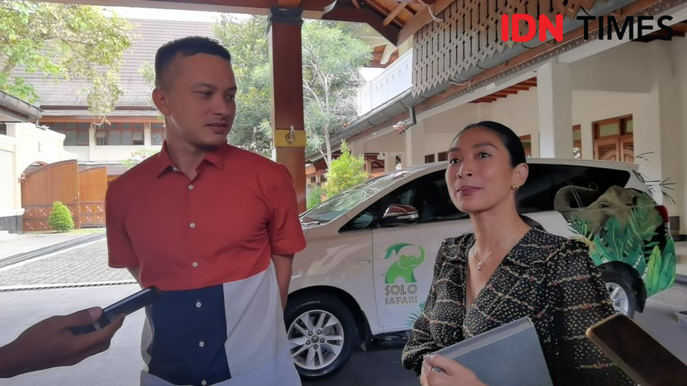 Duet! Nicholas Saputra dan Happy Salma Bikin Pentas Seni di Solo