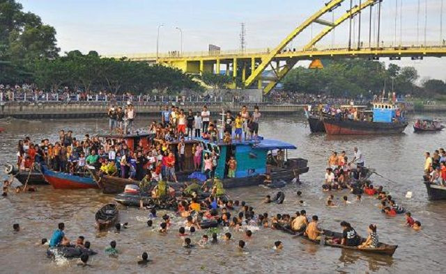 Ada Tradisi Petang Balimau di Sungai Siak Sore Ini