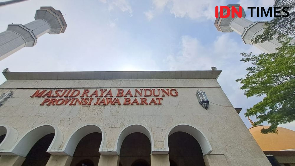 Masjid Raya Bandung Bakal Diurus Pemkot, DKM Minta Musyawarah