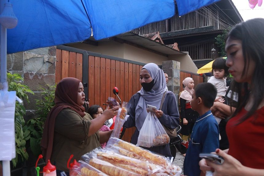 Ratusan Stan Jajanan Ramaikan Kampung Ramadan Jogokariyan Ke-19