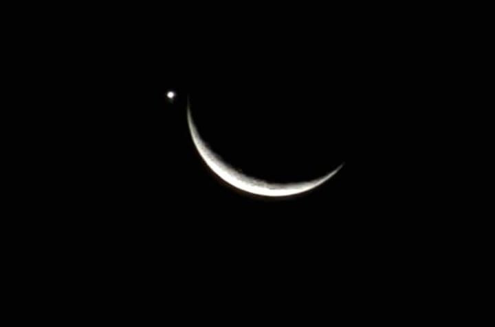 Penjelasan Fenomena Langit Bulan dan Venus di Malam Ramadan ke-3