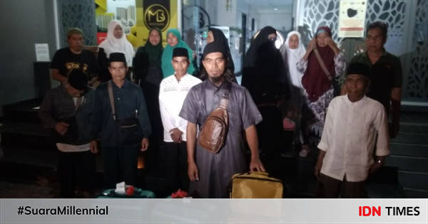 Calon Jemaah Umrah Asal Kalbar Terlantar Di Bekasi