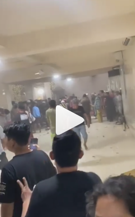 Kubah Masjid di Makassar Ambruk saat Warga Tarawih, 12 Orang Terluka