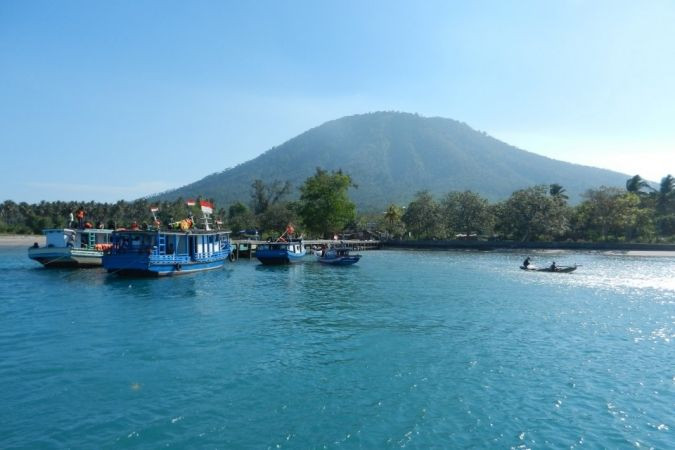 5 Rekomendasi Wisata Snorkeling di Lampung, Surga Bawah Laut!