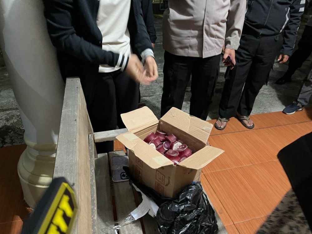 Heboh! Paket Misterius Diduga Bom Ditemukan di Gereja Kota Metro