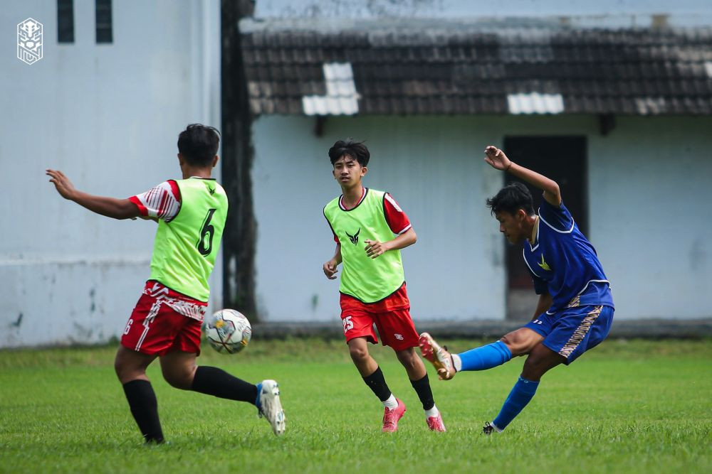 Nusantara United FC Dirikan Akademi Sepak Bola, Anak Muda Daftar Yuk! 