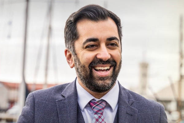 Humza Yousaf, PM Skotlandia Pertama Yang Beragama Islam