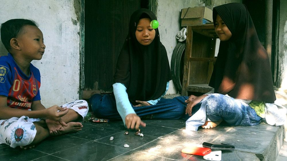 10 Permainan Tradisional untuk Ngabuburit, Bikin Nostalgia!