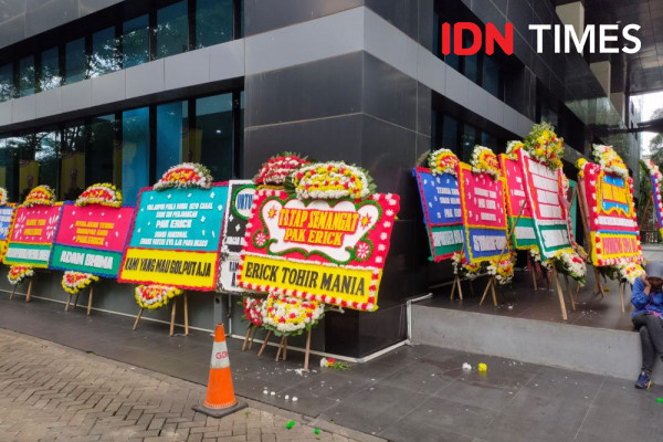 Piala Dunia U-20 Indonesia Batal, Kantor PSSI Dibanjiri Karangan Bunga